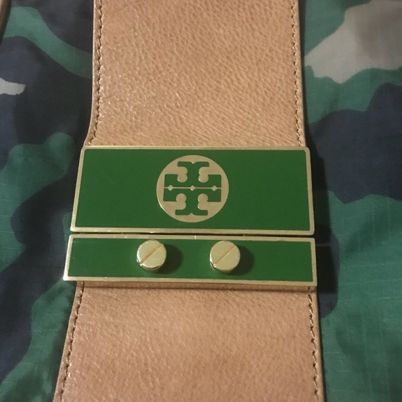 Tory Burch - Picture 2 of 6